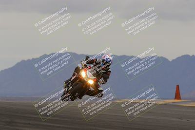 media/Jan-15-2023-SoCal Trackdays (Sun) [[c1237a034a]]/Turn 9 (2pm)/